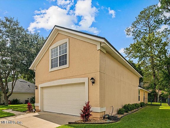 4th image of 677 GRAND PARKE Drive