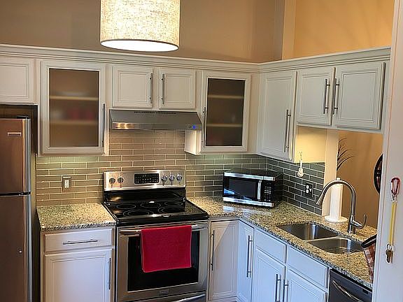 4th image of 650 Sturbridge Dr Unit 30