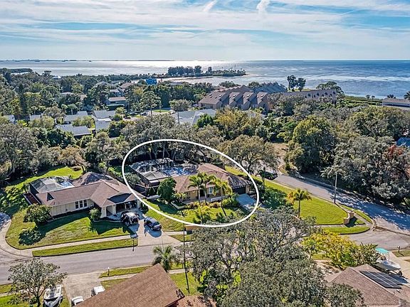 2nd image of 1627 Treasure Dr