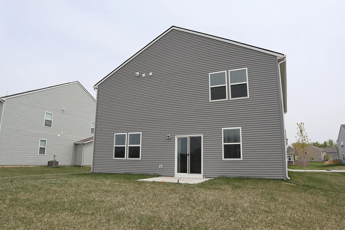 Building Photo - 2704 Grassy Branch Dr