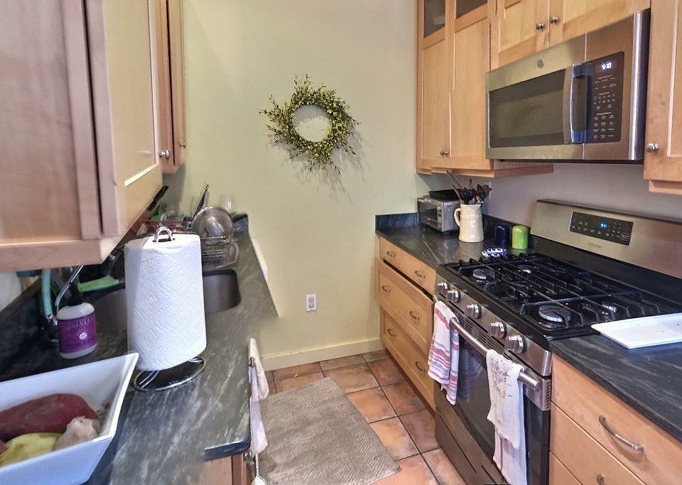 319 Tappan St Brookline, MA, 02445 Apartments for Rent Zillow