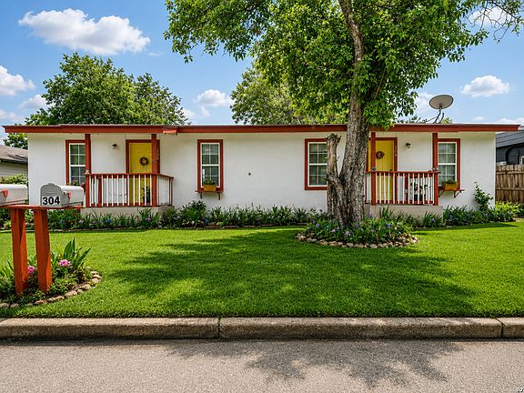 2nd image of 306 E Lindbergh Blvd