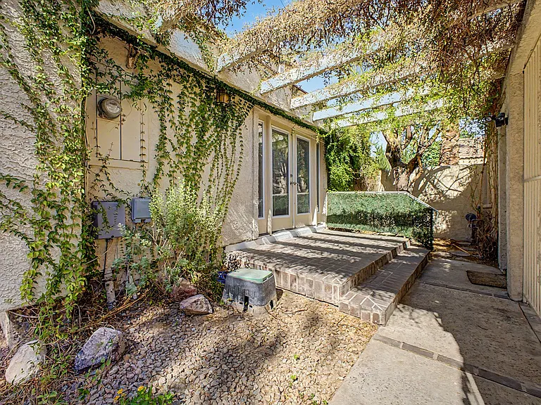 3145 Bel Air Dr — Photo 6