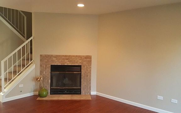 2nd image of 252 E Shag Bark Ln