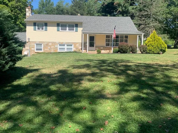 1380 Harris Rd, Dresher, PA 19025