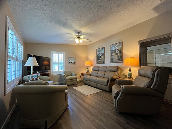 3rd image of 105 Encore Dr #105