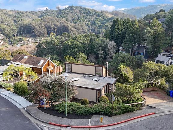 2nd image of 359 County View Drive