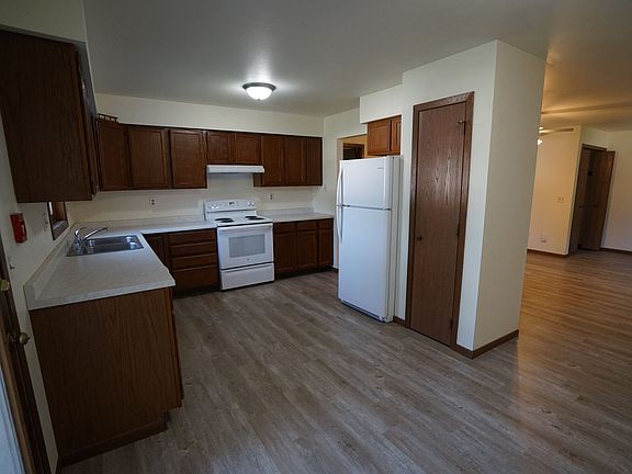 5th image of 1610 Washington Ave #3