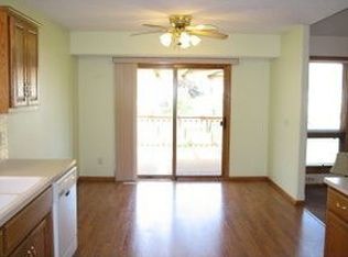 110 Fenwick Cir, Council Bluffs, IA 51503