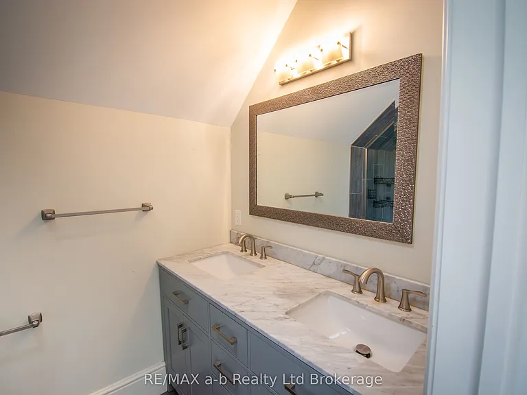 66 Daly Ave #4 — Photo 17