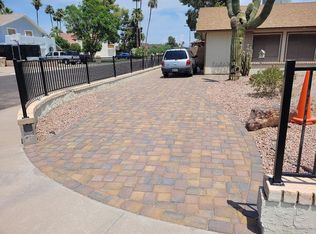 10257 N 46th Dr, Glendale, AZ 85302