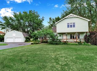 303 Westwood Rd, Lancaster, NY 14086