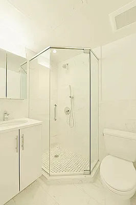 Rented by REAL New York | media 13