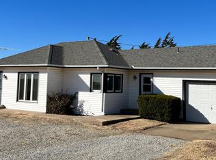 2480 Avenue I, Lyons, KS 67457