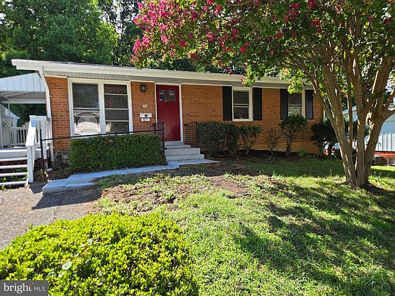 3rd image of 611 Quarry Ave
