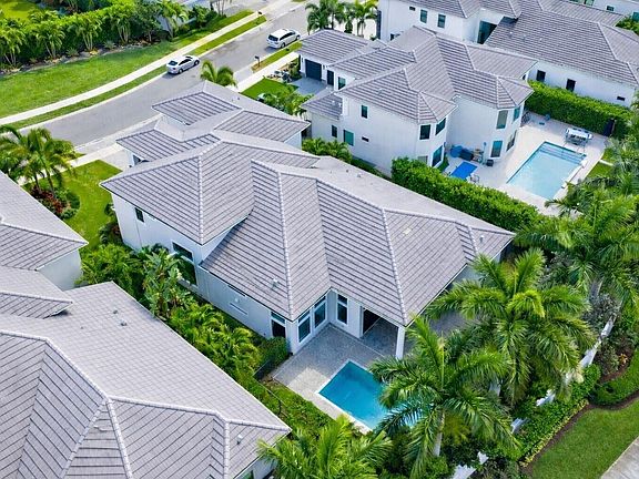 5th image of 6980 NW 28th Avenue