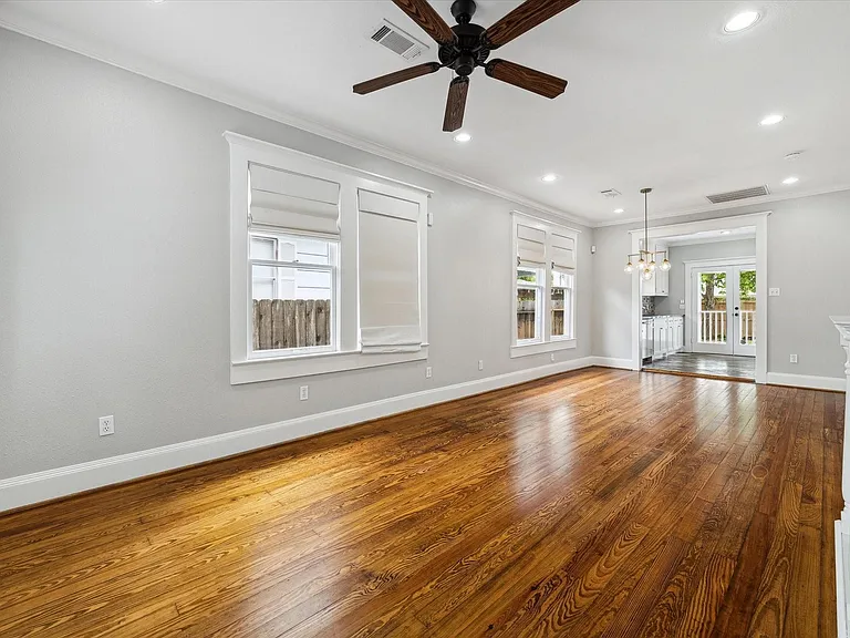 513 Northwood St #C — Photo 3