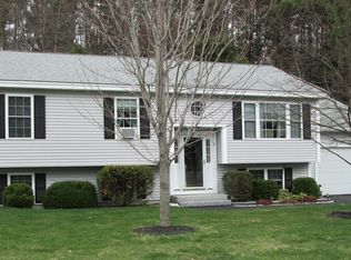 6 Bentwood St, Concord, NH 03303