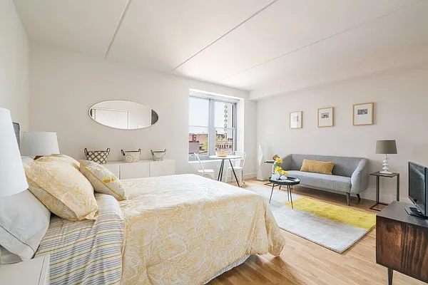 Rented by Lisa Management | media 1