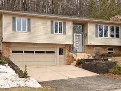 623 17th St NW, Rochester, MN, 55901