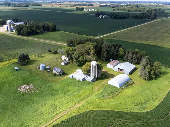 7718 240th St, Silver Lake, MN 55381