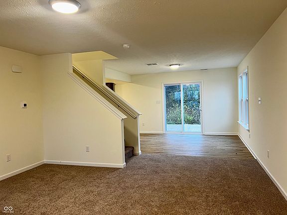 3rd image of 2339 N Liberty Lakes Dr