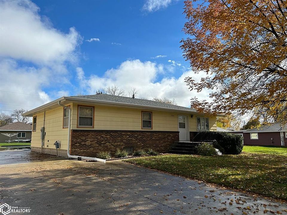 1504 Madison St, Emmetsburg, IA 50536 Zillow