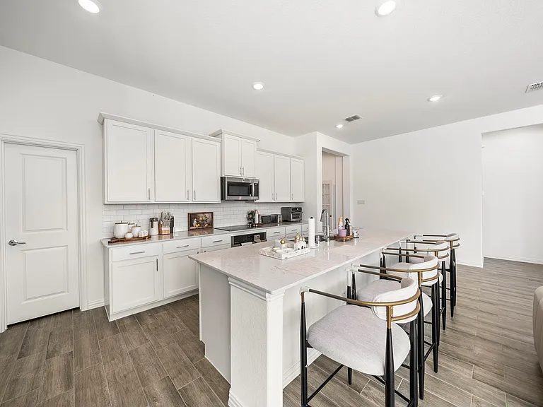 147 Starfall Dr — Photo 17
