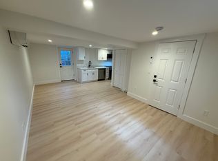 90 Summer St #A, Manchester, MA 01944