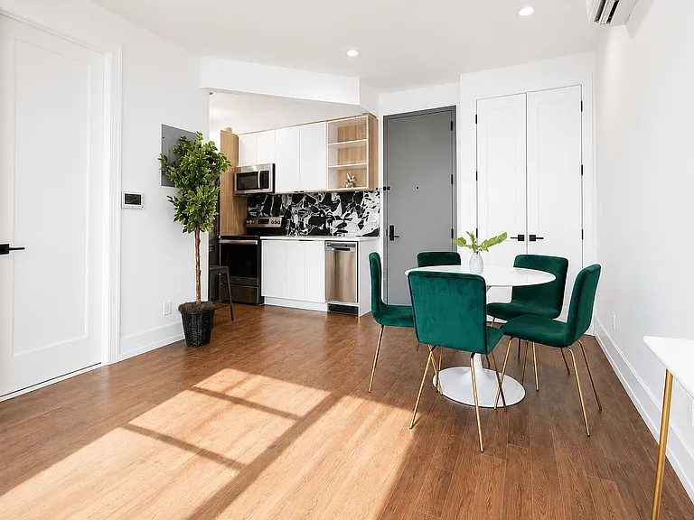 100 Malcolm X Blvd #3B — Photo 2