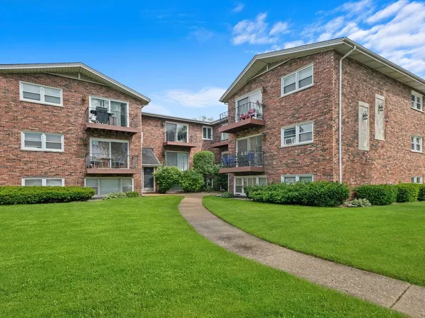 5629 6th Ave APT 3B, Countryside, IL 60525