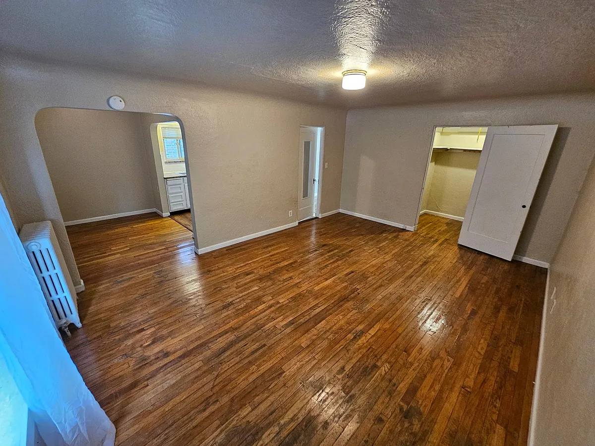 Building Photo - 623 W Mercer Pl #1