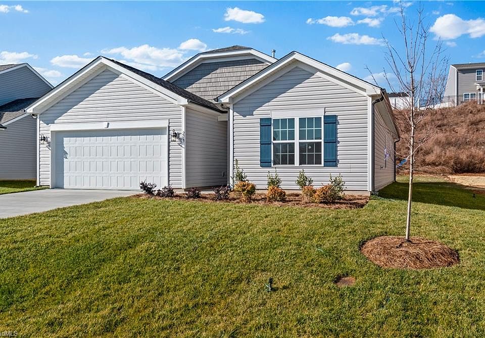 1st image of 275 Waylon Ct