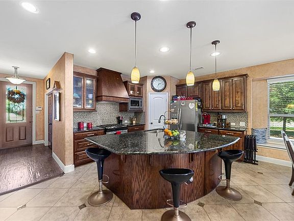 5th image of 15317 Mount Evans Dr