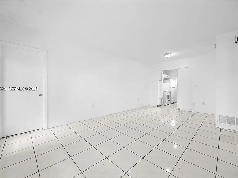 2072 NE 169th St #2 — Photo 6