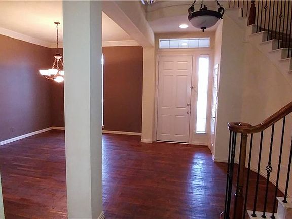 5th image of 1927 Calloway Ln