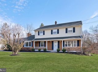 15 Heather Ln, Belle Mead, NJ 08502