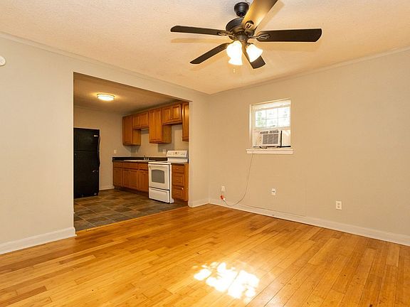 5th image of 5345 Lazard St #B