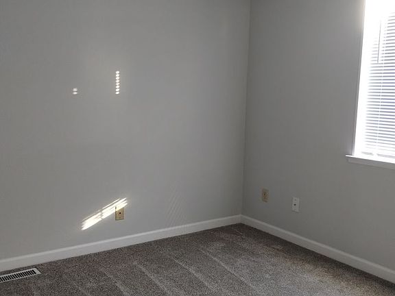 5th image of 1122 Jewell Ave