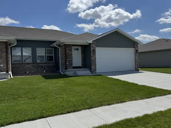 978 Kate Ave #1, Fremont, NE 68025