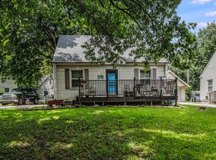218 Arcadia Dr, Champaign, IL