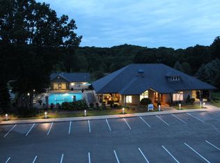 18270 Woodland Ridge Dr #18236-23, Spring Lake, MI 49456
