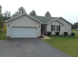 2640 Shakerag Rd, Manitou, KY 42436