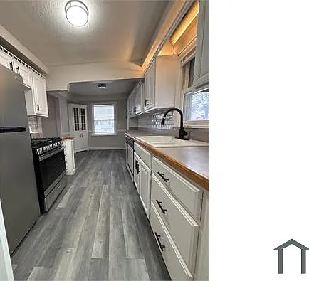 4 bed, $2,300 — Photo 3