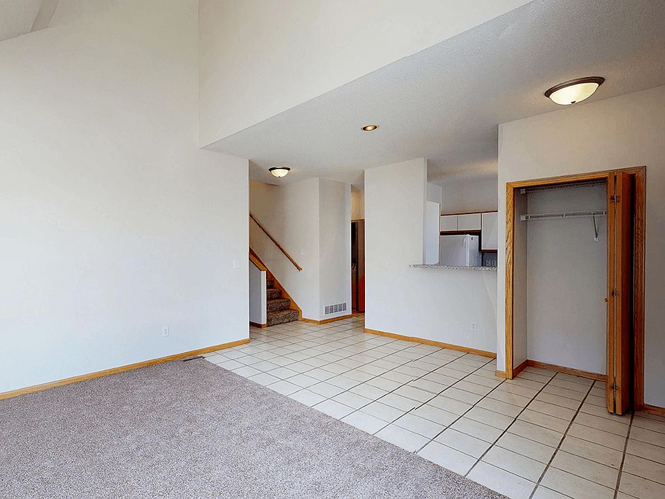 Open Kitchen to Living Area