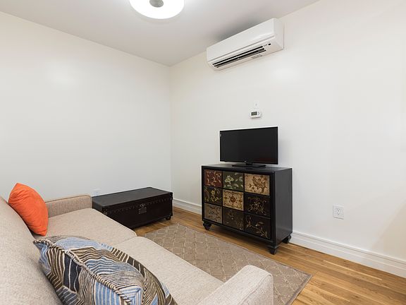 5th image of 309 E 92nd St APT 1F