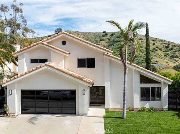 9726 Appaloosa Way, Sunland, CA 91040