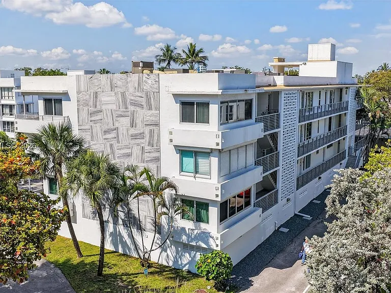 10240 Collins Ave #207 — Photo 10