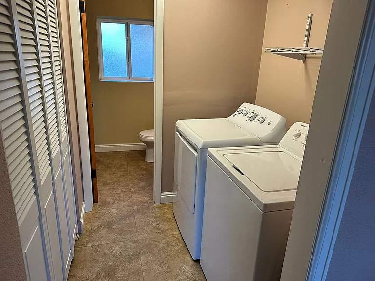 840 W Linden St — Photo 27
