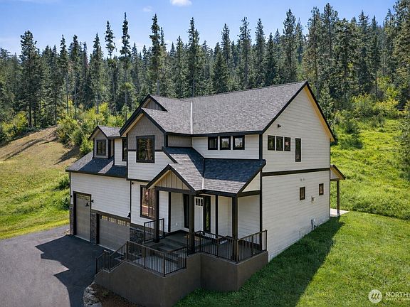 2nd image of 660 Stone Ridge Drive
